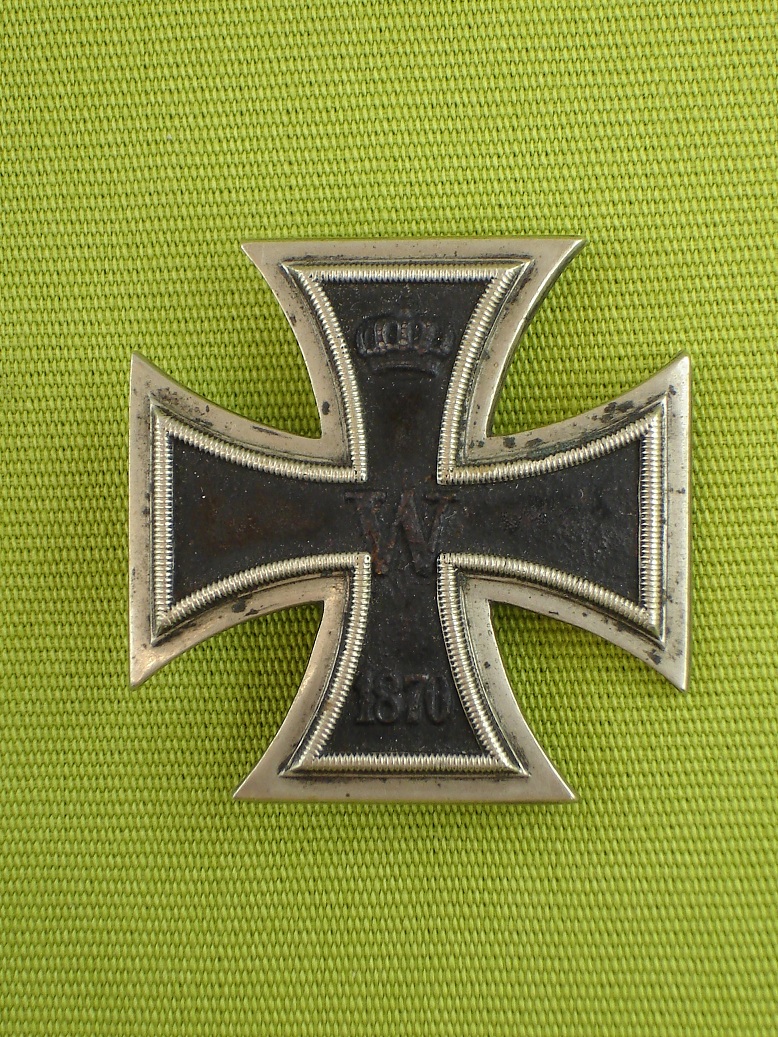 Продан - Железный крест 1 класса 1870 года. "AWES-MUNZE, Berlin".